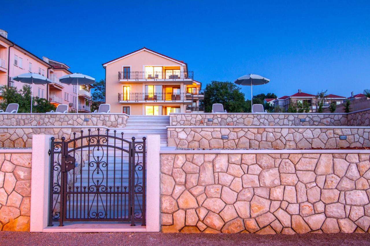 Luxury Apartments Villa Matea 1 Malinska Esterno foto