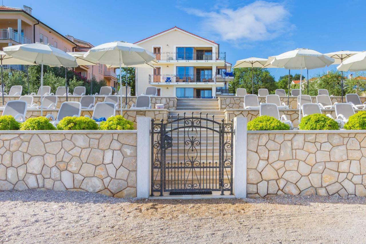Luxury Apartments Villa Matea 1 Malinska Esterno foto
