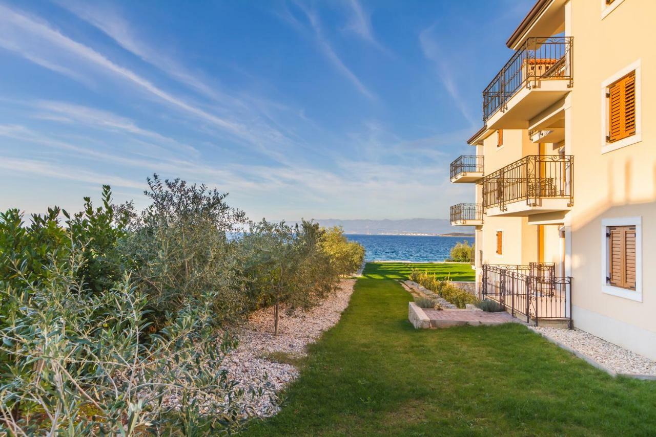 Luxury Apartments Villa Matea 1 Malinska Esterno foto